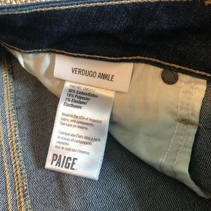 PAIGE Jeans - Paige Verdugo Crop Jeans PAIGE Jeans - Paige Verdugo Crop Jeans